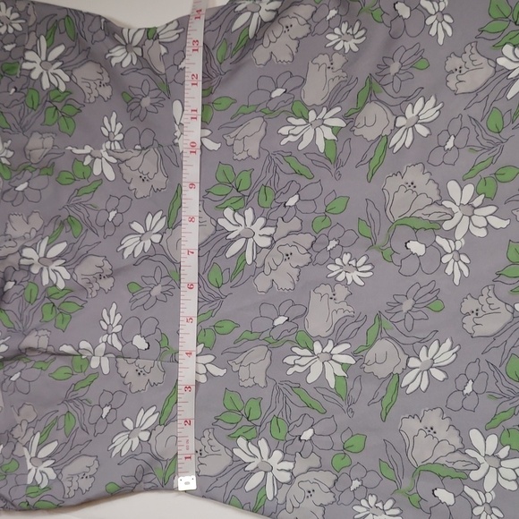Silver Lilac Meadow Floral Sleeveless Fit & Flare Dress - Petite LOFT  Size 0 - Picture 12 of 12